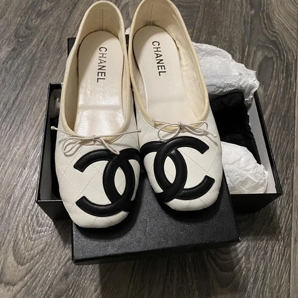 Chanel Women's Ballet-shoes